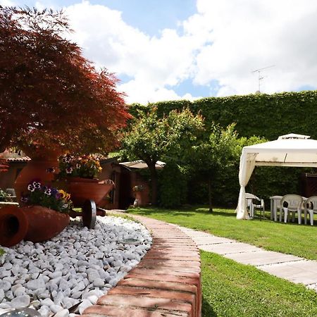 Villa Oasi Ферара Екстериор снимка